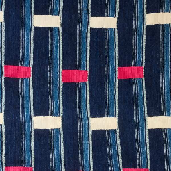 A RARE SPATIAL BLUE + PINK WOMANS CLOTH, EWE PEOPLE OF GHANA ( No 2863 )