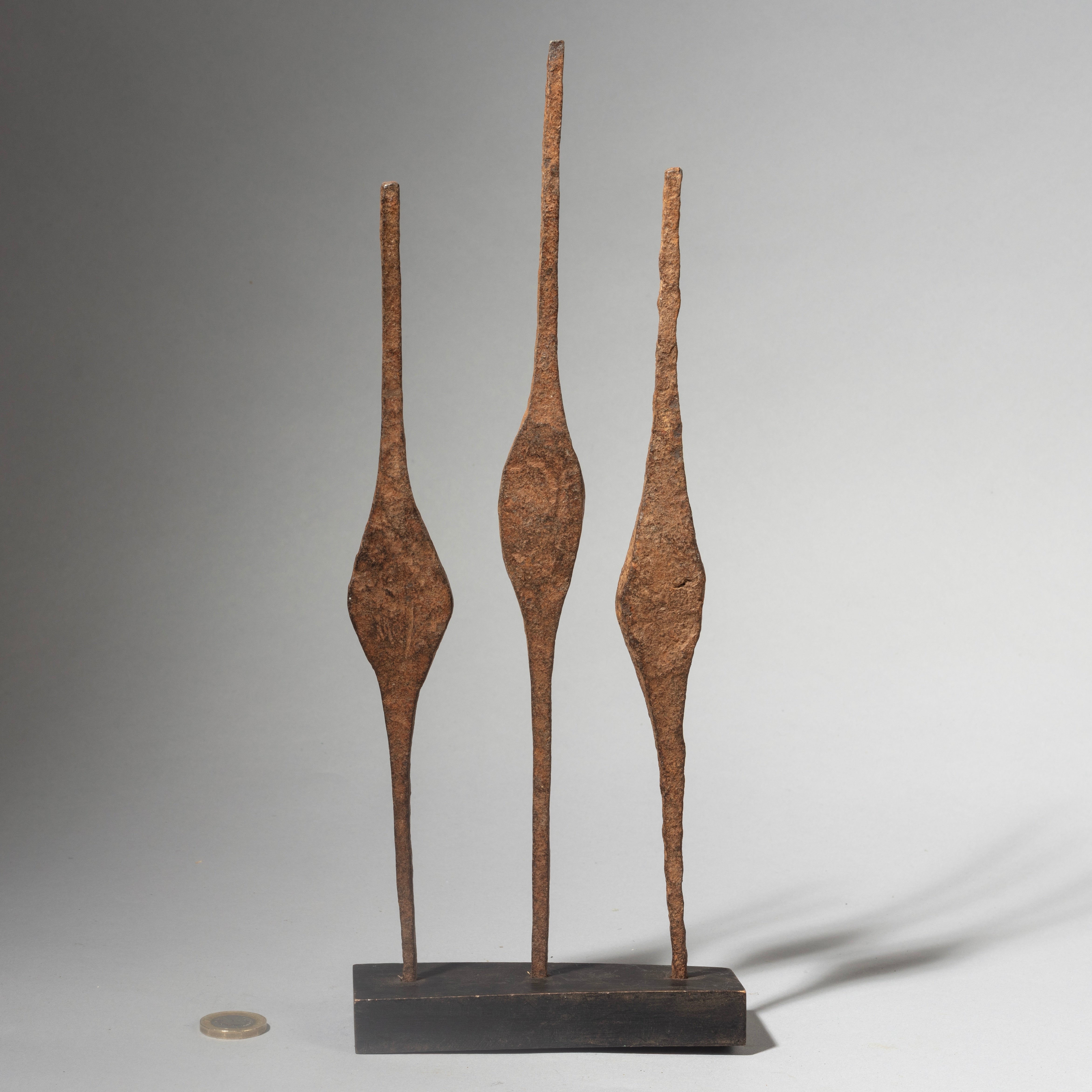 A SET OF 3 IRON CURRENCY ITEMS FROM MUMUYE TRIBE NIGERIA, WEST AFRICA ( No 4320 )