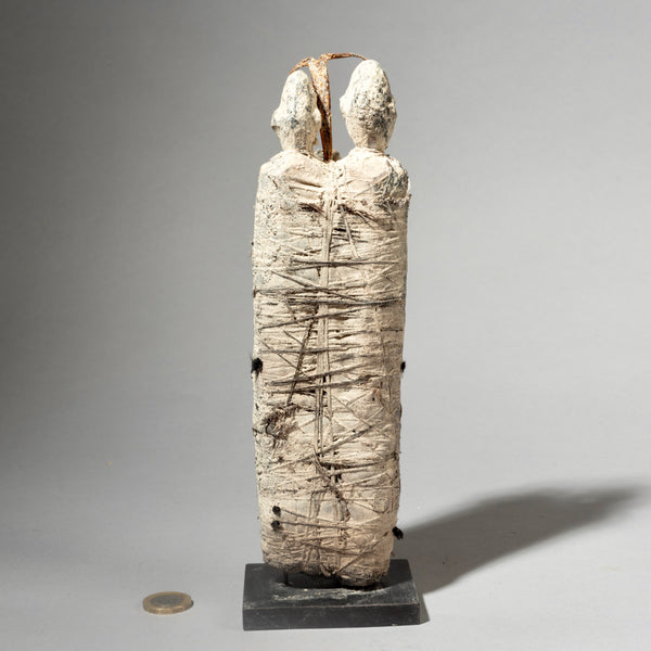 A FASCINATING BOUND COUPLE , EWE TRIBE POWER OBJECT ( No 4410)