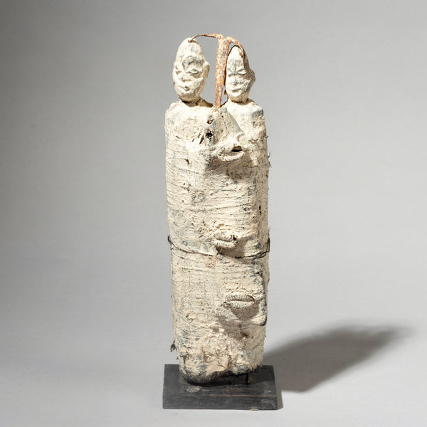 A FASCINATING BOUND COUPLE , EWE TRIBE POWER OBJECT ( No 4410)