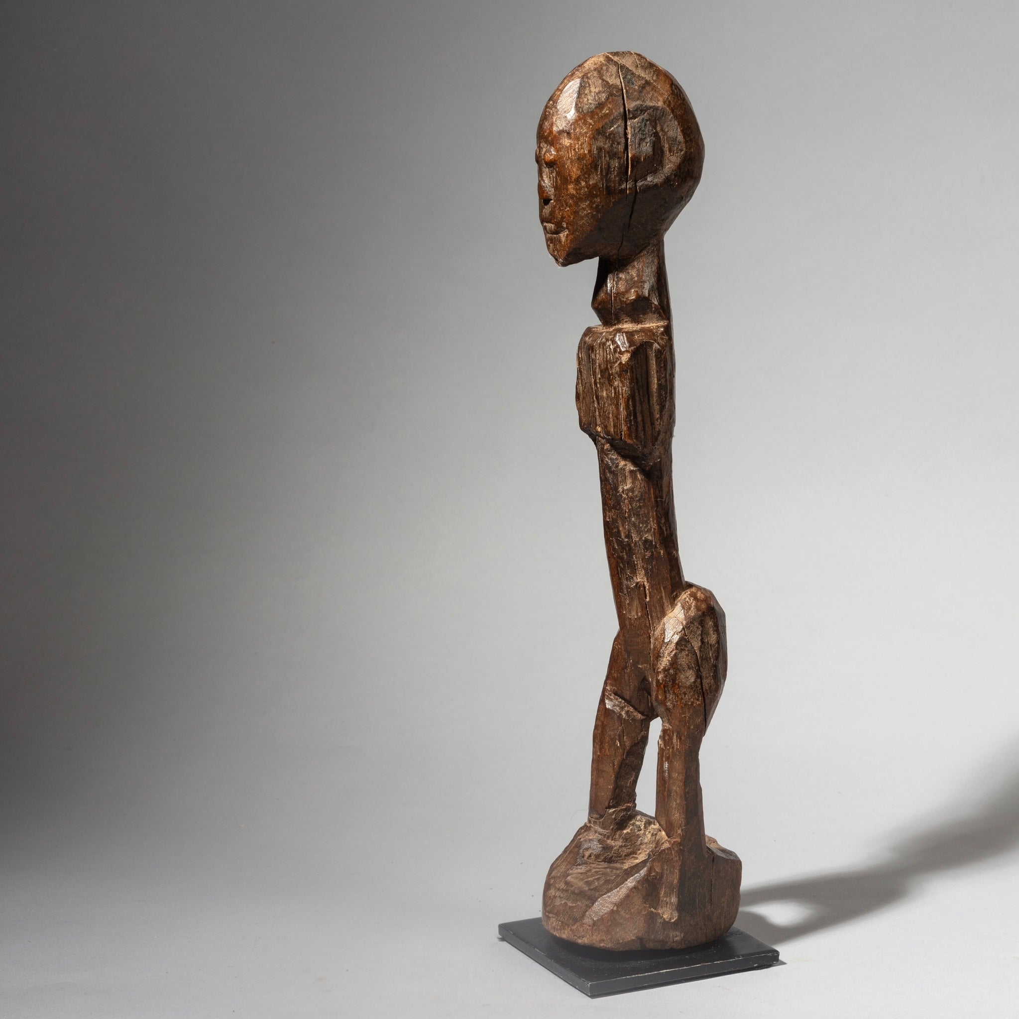 A OLD PATINATED CUBIST DOGON ALTAR FIGURE FROM MALI ( No 4400 )