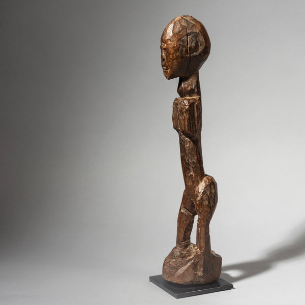 A OLD PATINATED CUBIST DOGON ALTAR FIGURE FROM MALI ( No 4400 )