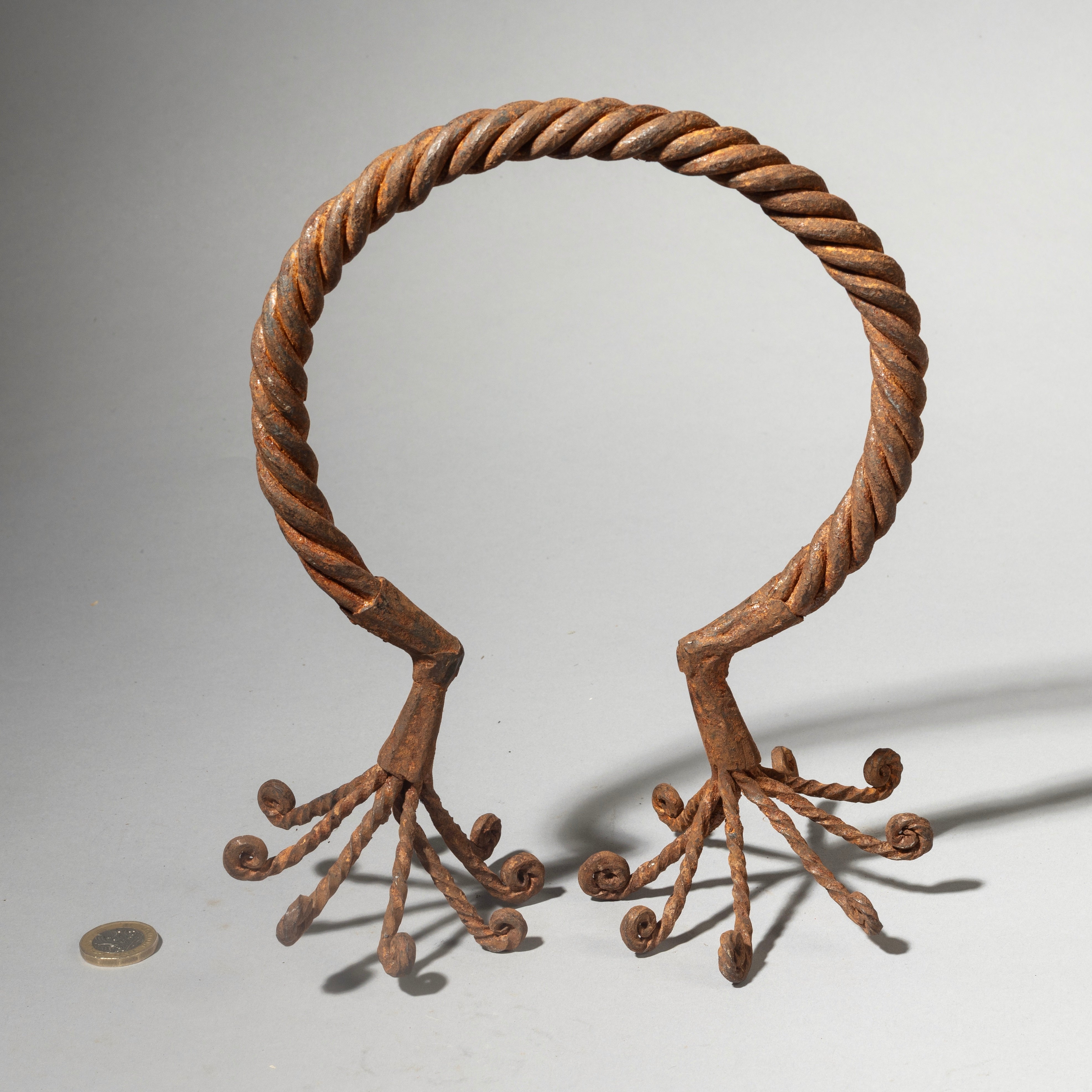 A SCULPTURAL IRON TORQUE CURRENCY CAMEROON, WEST AFRICA ( No 4319 )