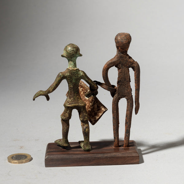A DETAILED FON TRIBE BRONZE ASSEMBLAGE , BENIN ( No 4374 )