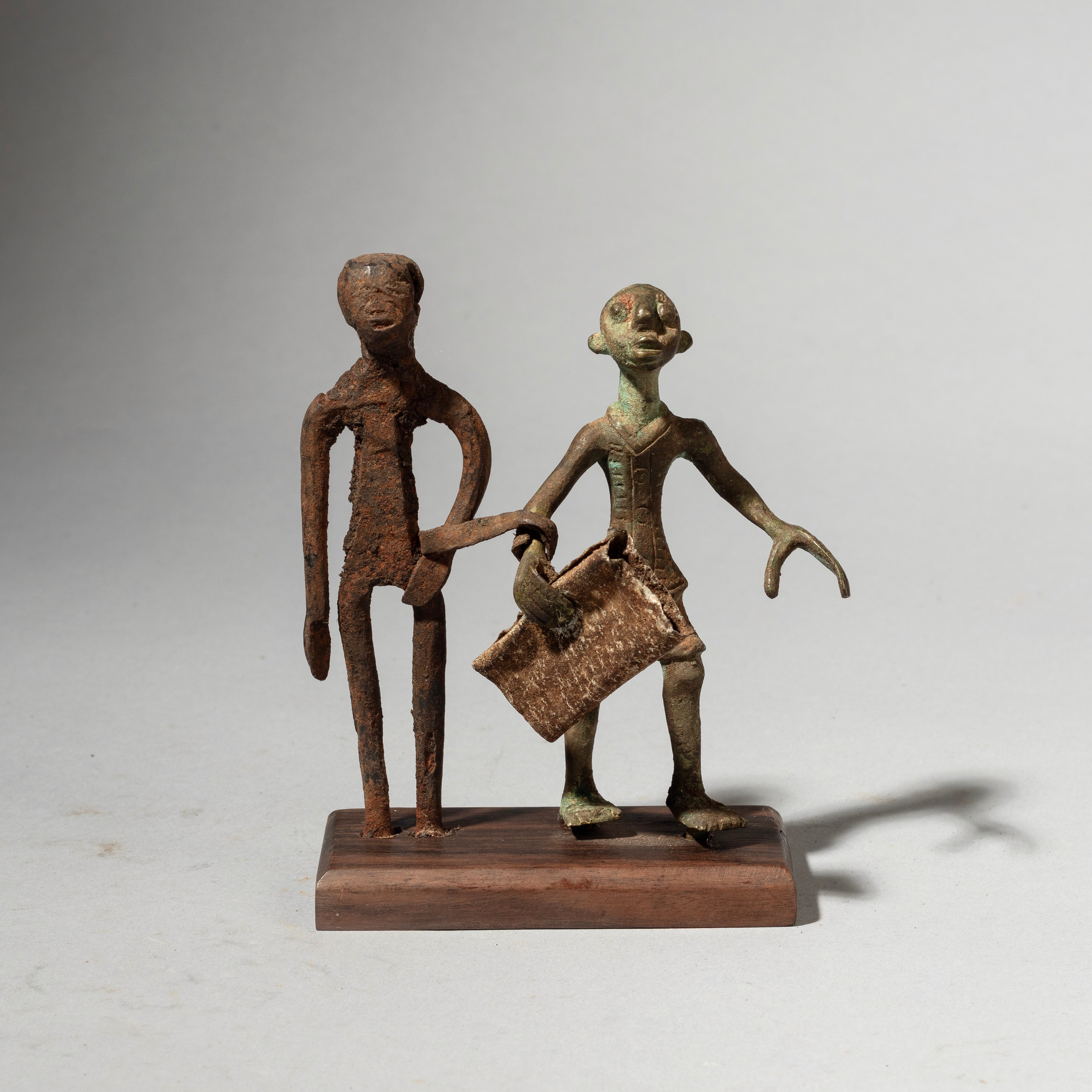 A DETAILED FON TRIBE BRONZE ASSEMBLAGE , BENIN ( No 4374 )