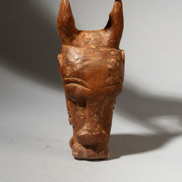 A SCULPTURAL BAULE BUFFALO PASSPORT MASK FROM THE IVORY COAST W AFRICA ( No 4445 )