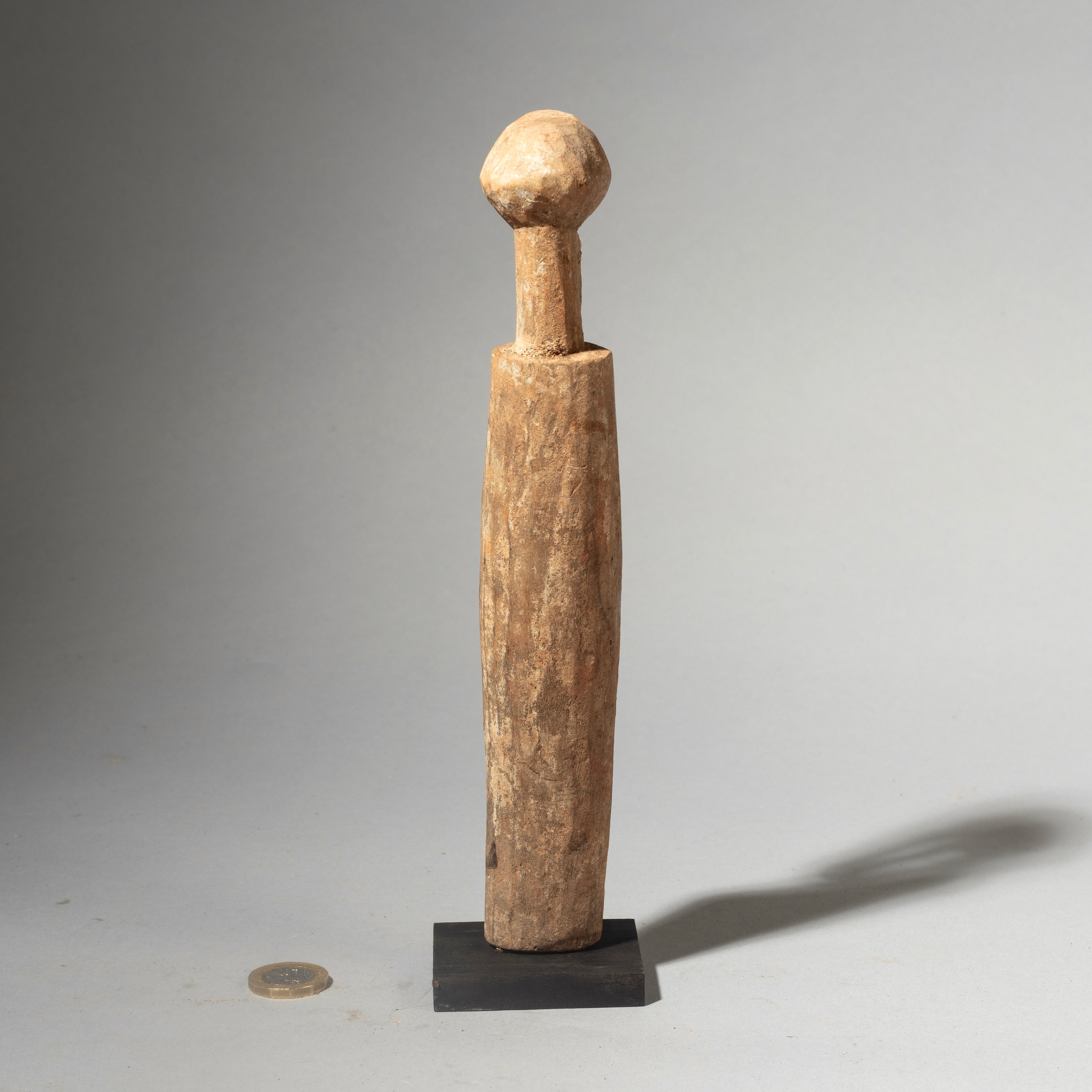 A UNIQUELY ANGULAR BIRS NATURE SPIRIT FROM GHANA ( No 4417 )