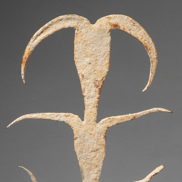 A ROMANTIC MULTIPLE IRON CRESCENT MOON POWER OBJECT FROM THE EWE TRIBE OF GHANA W.AFRICA ( No 4529 )