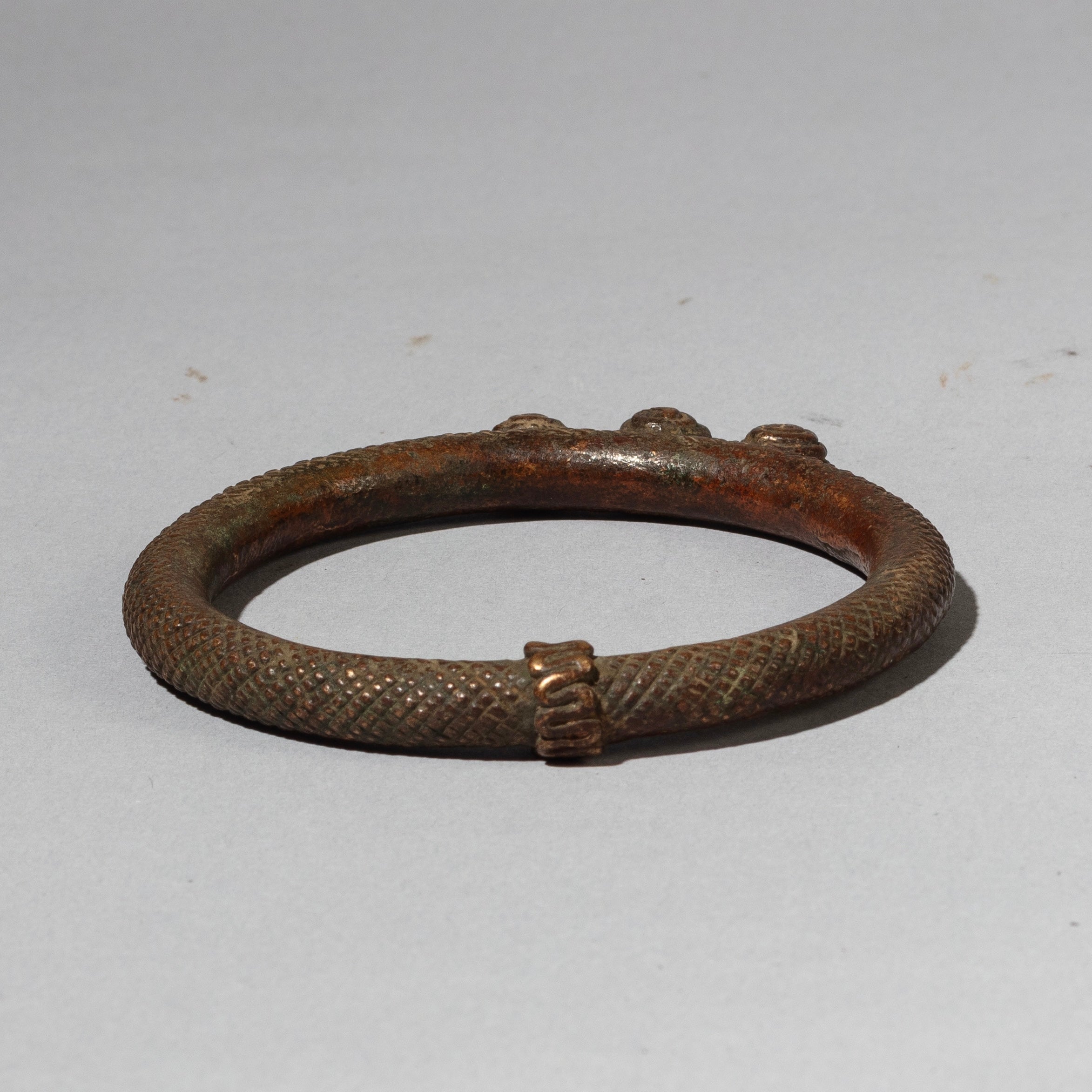 A FINE BRONZE BRACELET, SENOUFO TRIBE BURKINA FASO  ( No 4512 )