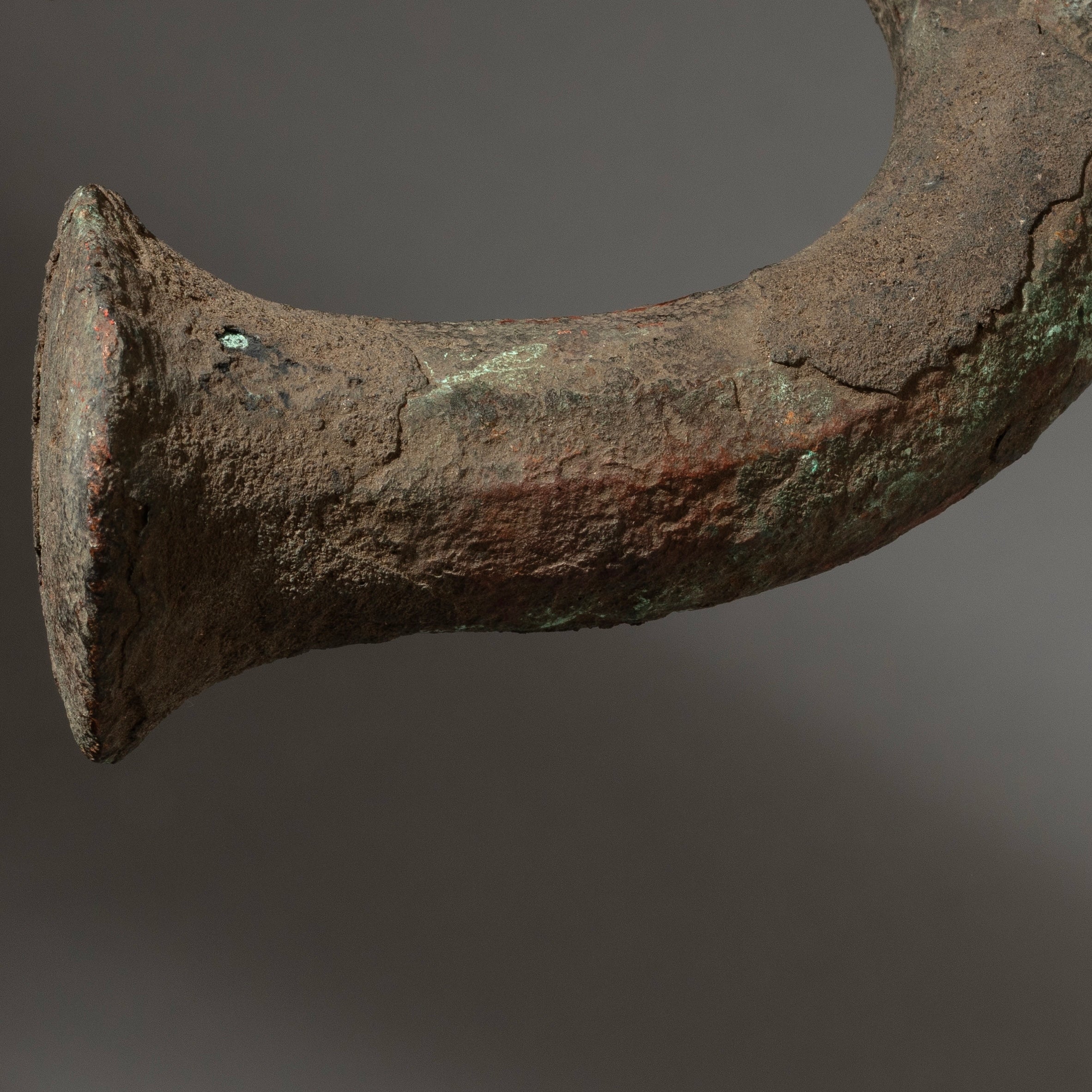 A HEAVY COPPER ANKLET CURRENCY, YORUBA TRIBE OF NIGERIA ( No 4474 )