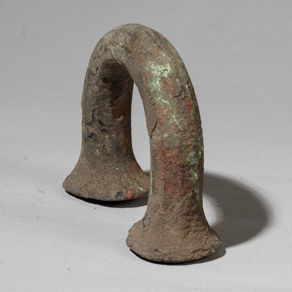 A HEAVY COPPER ANKLET CURRENCY, YORUBA TRIBE OF NIGERIA ( No 4474 )