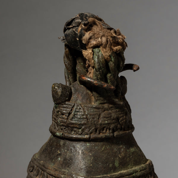 AN OUTSTANDING DIVINATION BELL FROM YORUBA TRIBE OF NIGERIA( No 4513 )