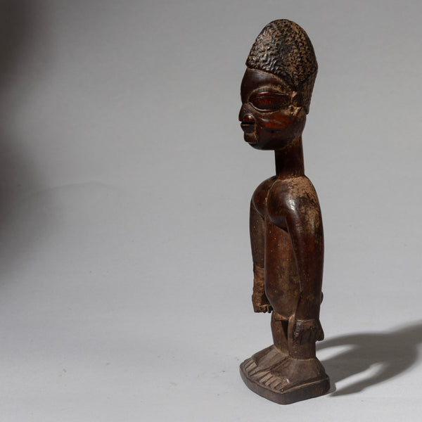 A FINE GLOSSY IBEJI  YORUBA TRIBE OF NIGERIA ( No 4494 )