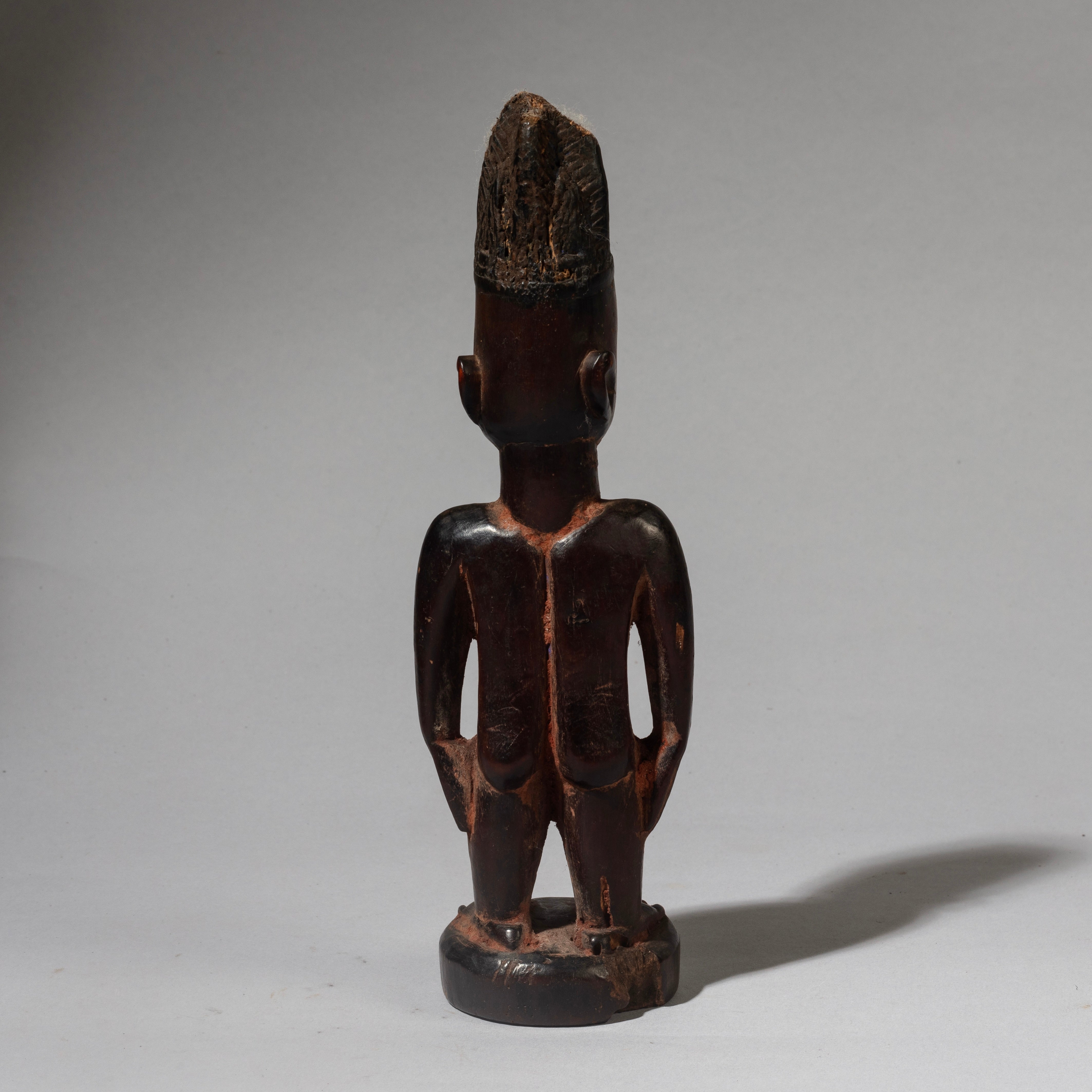 A ENCRUSTED IBEJI  YORUBA TRIBE OF NIGERIA EX UK COLLECTION  ( No 4496 )