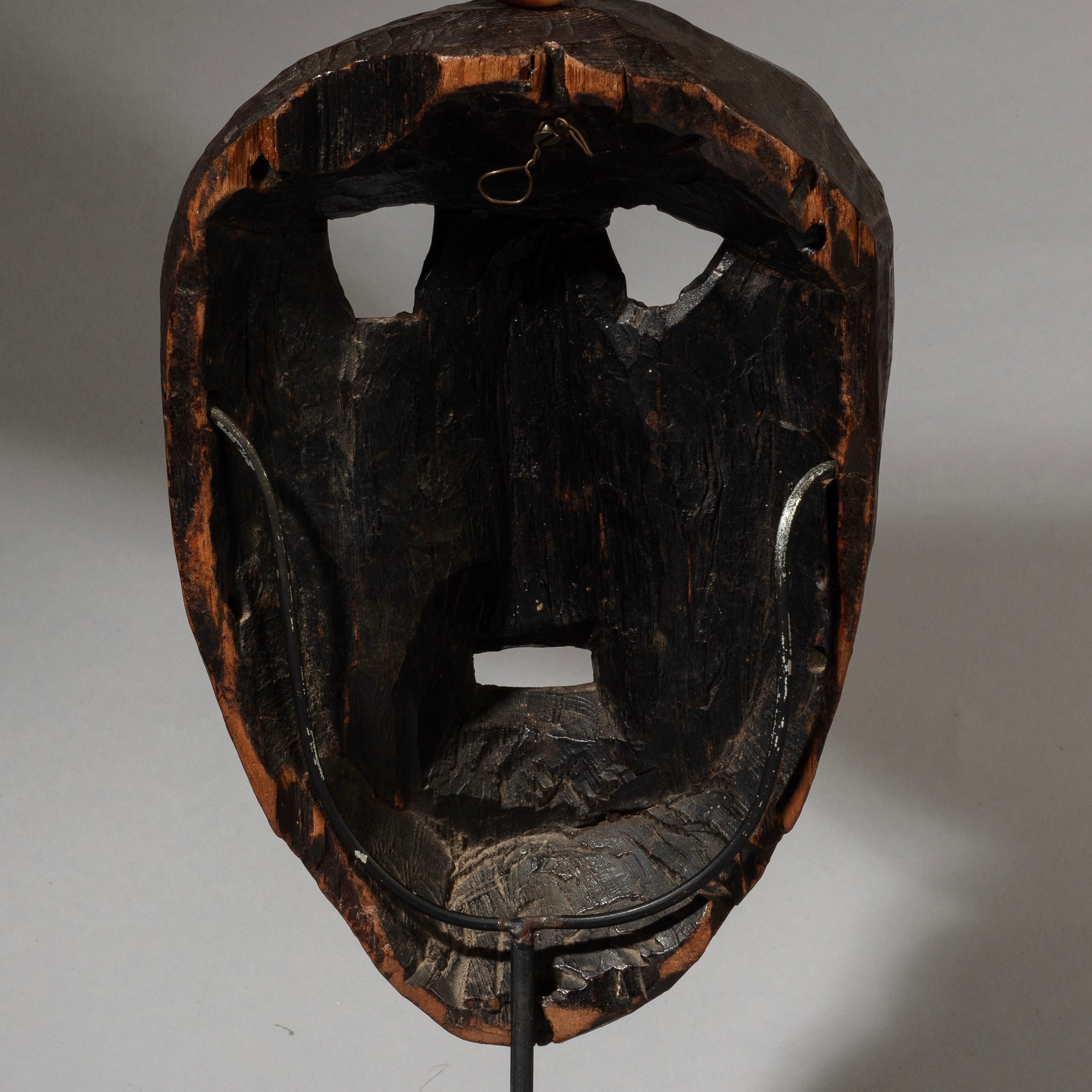 A CUBIST DAN /KRAN MASK FROM THE IVORY COAST ( No 4541 )