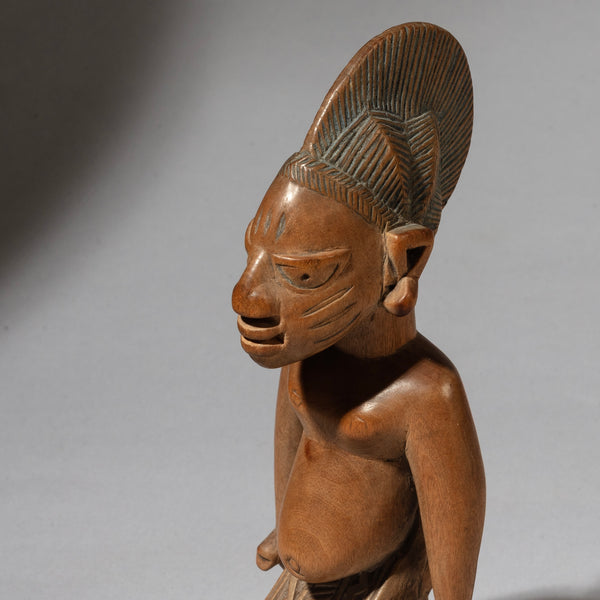 A FINE OLD  IBEJI, EX UK COLL. YORUBA TRIBE OF NIGERIA ( No 4535 )