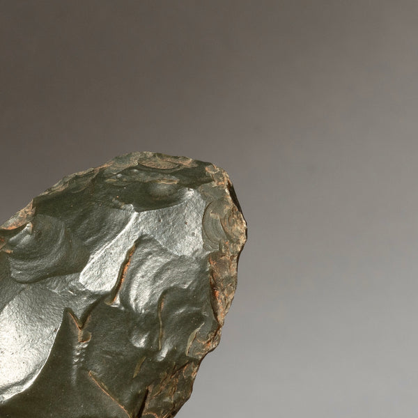 A GREEN GREY NEOLITHIC STONE TOOL FROM SAHARA ( No 4466 )