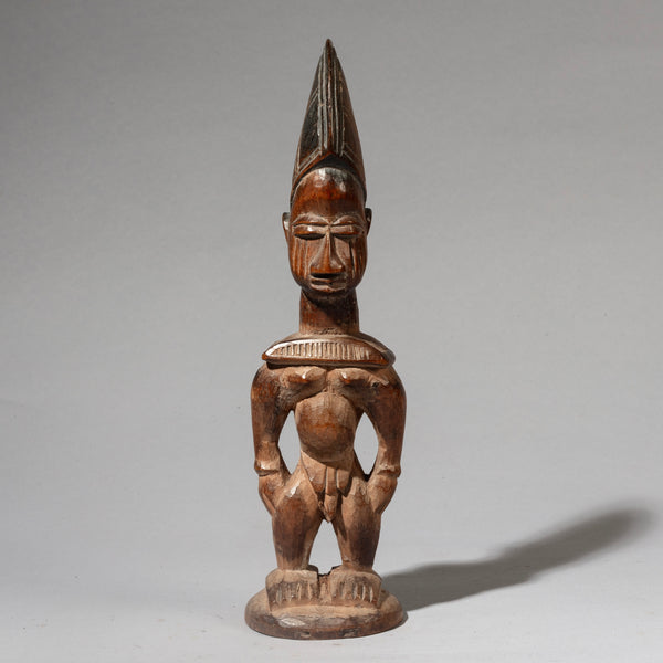A FINE OLD  IBEJI  YORUBA TRIBE OF NIGERIA ( No 4495 )