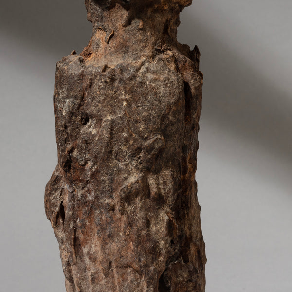 A OLD ENCRUSTED ALTAR FIGURE  FROM EWE TRIBE, GHANA ( No 4511 )
