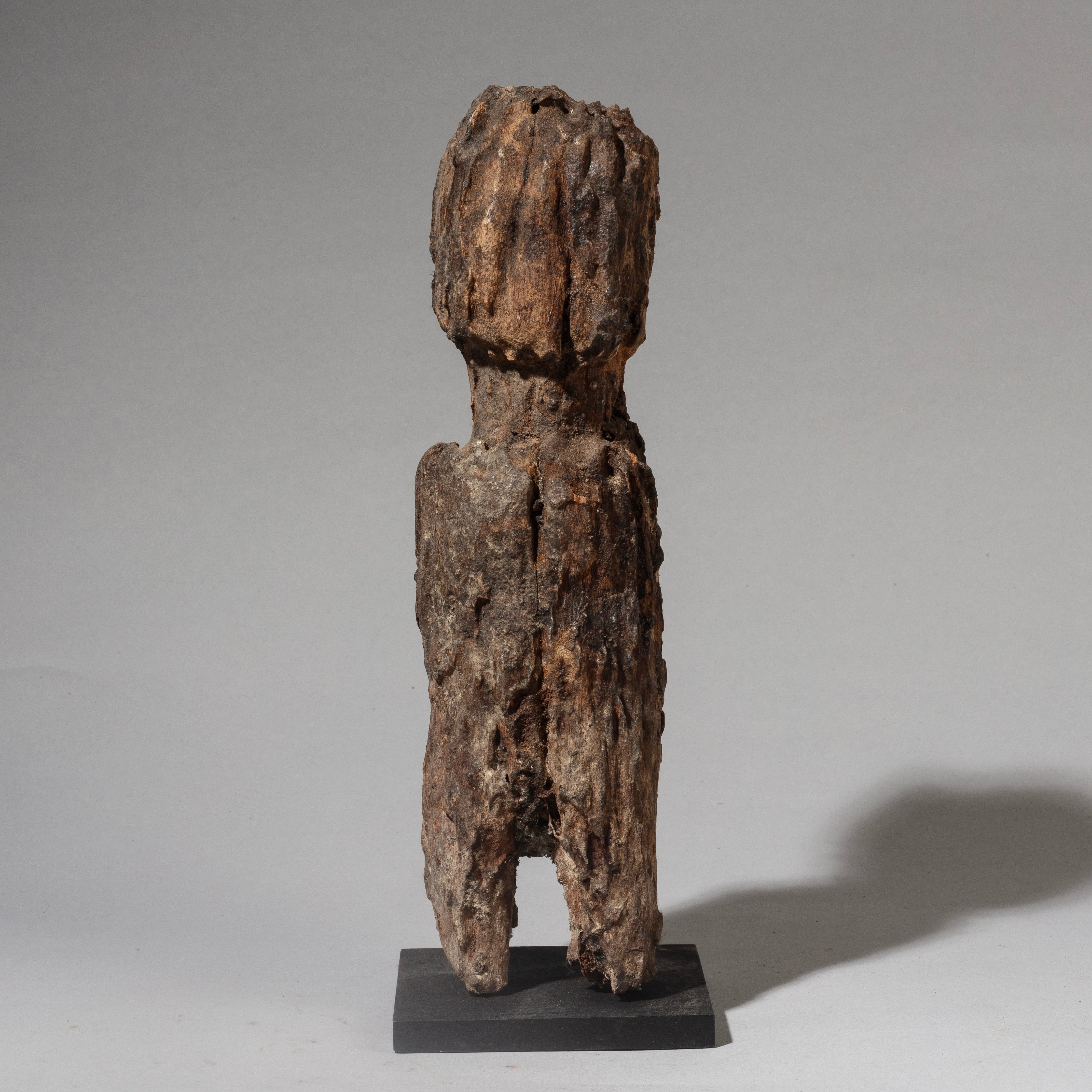 A OLD ENCRUSTED ALTAR FIGURE  FROM EWE TRIBE, GHANA ( No 4511 )