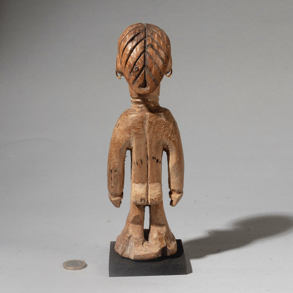 A CEREMONIALLY CARED FOR VENAVI TWIN DOLL, EWE TRIBE OF GHANA W.AFRICA ( No 4461 )