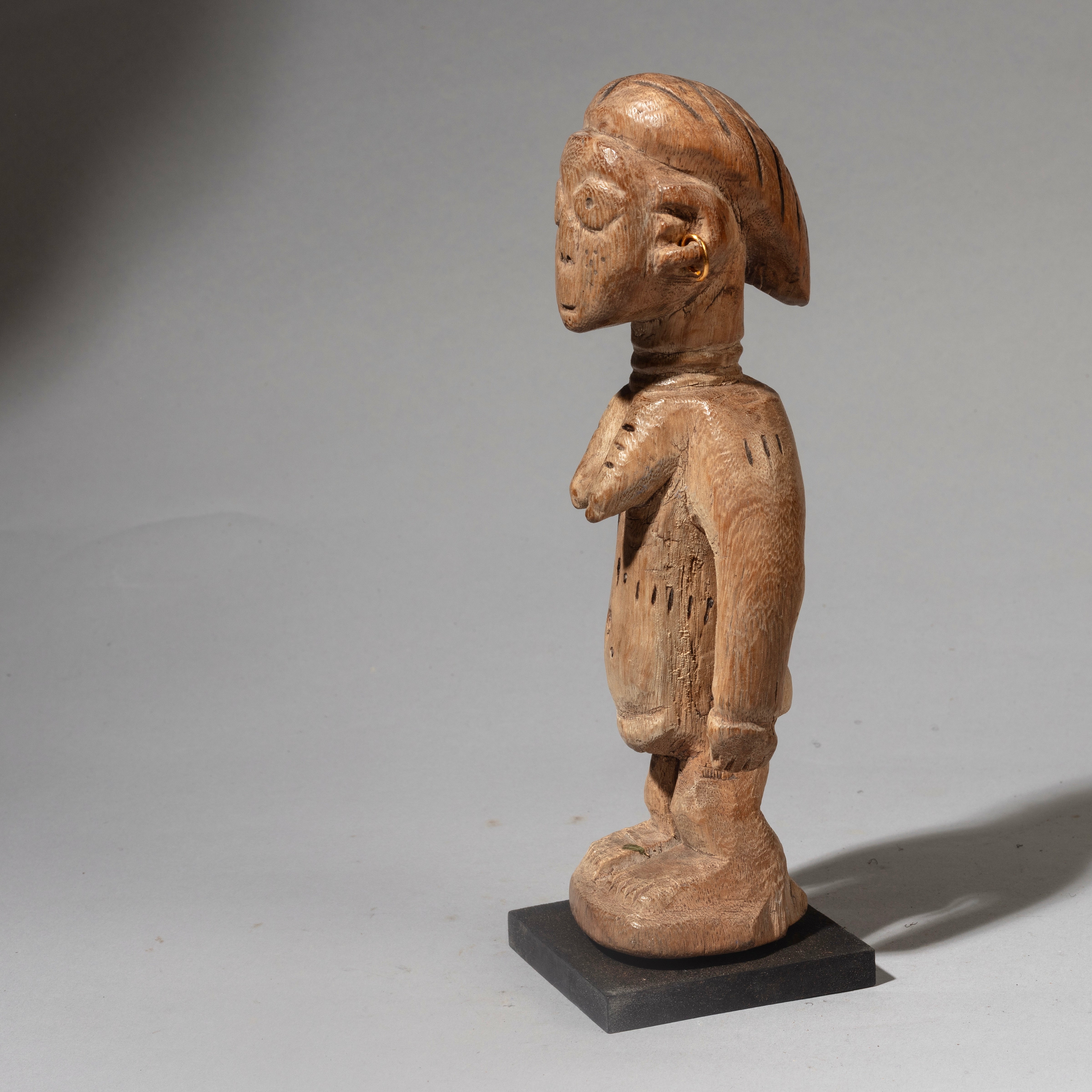 A CEREMONIALLY CARED FOR VENAVI TWIN DOLL, EWE TRIBE OF GHANA W.AFRICA ( No 4461 )