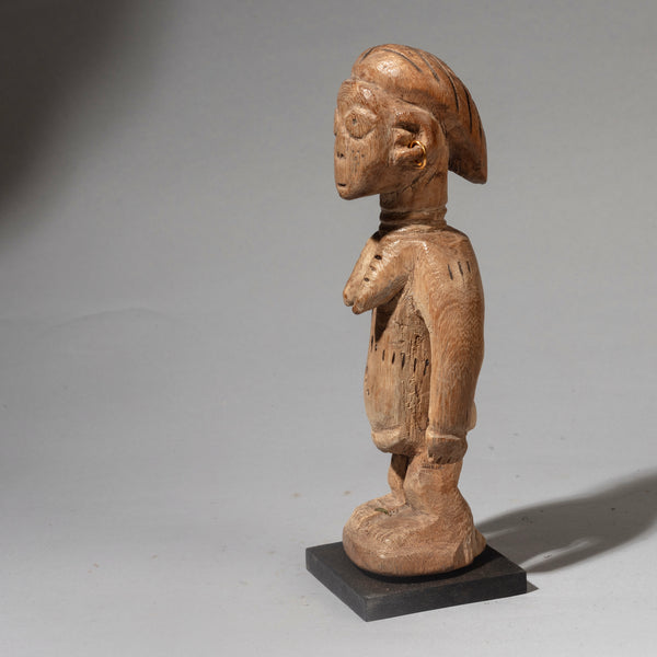 A CEREMONIALLY CARED FOR VENAVI TWIN DOLL, EWE TRIBE OF GHANA W.AFRICA ( No 4461 )