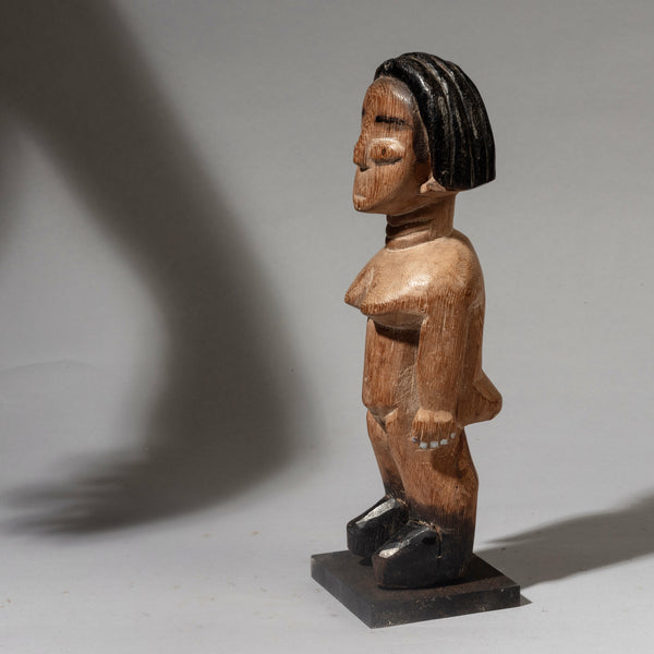 A WELL PATINATED VENAVI TWIN DOLL, EWE TRIBE OF GHANA W.AFRICA ( No 4463 )