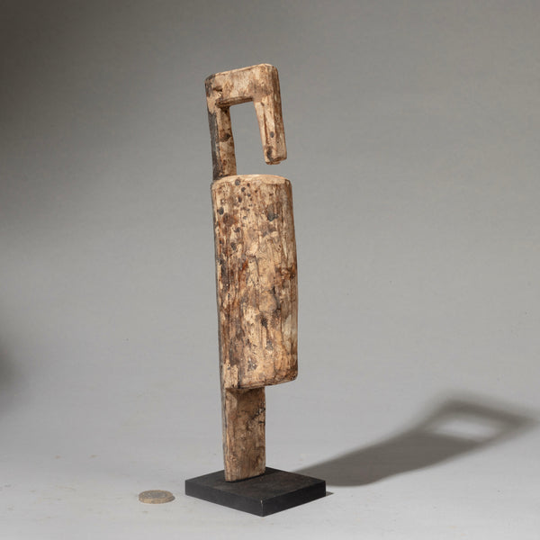 A SHAPELY  BIRD NATURE SPIRIT, ADAN TRIBE GHANA ( No 4456 )