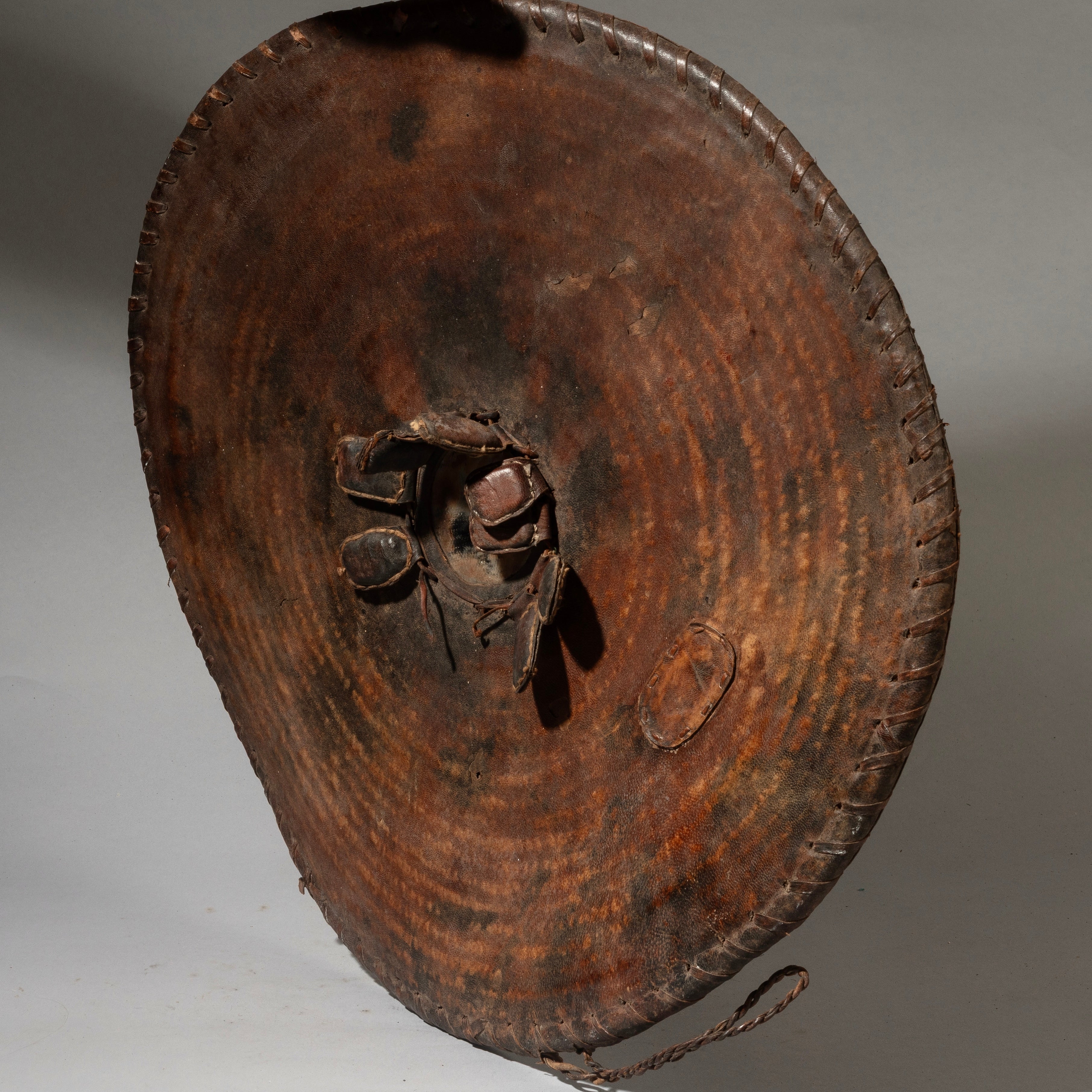 A BIZARRE LEATHER FETISH FROM HAUSA TRIBE OF NIGERIA, W. AFRICA (No 4500)