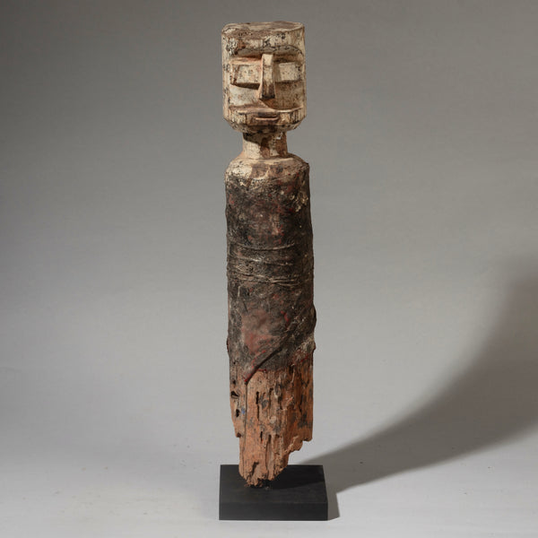 A LARGE ANTIQUE ALTAR FIGURE FROM EWE TRIBE OF TOGO W AFRICA  ( No 4490 )