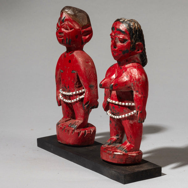 A UNIQUE RED PAIR OF VENAVI DOLLS, EWE TRIBE OF GHANA ( No 4467 )