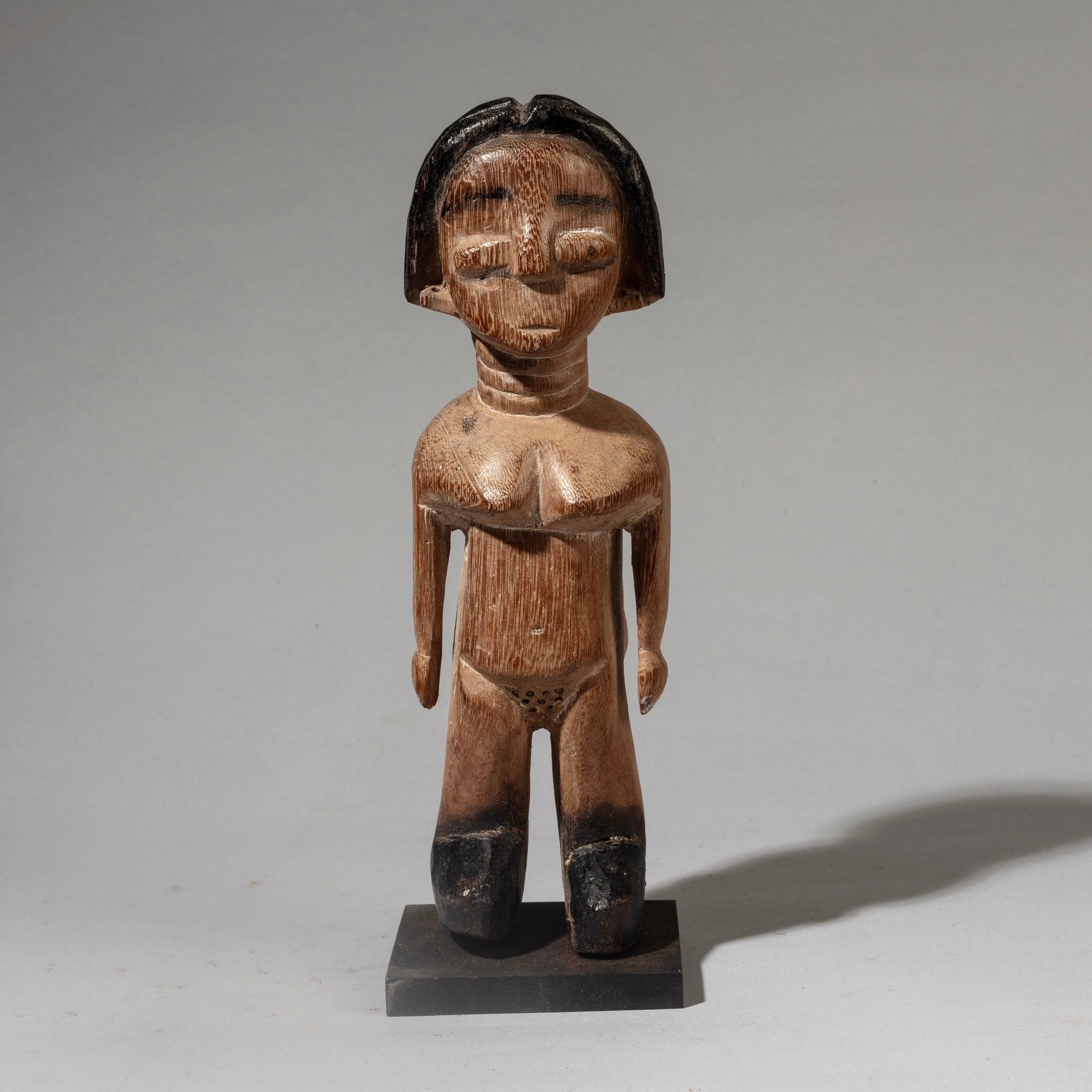 A WELL PATINATED VENAVI TWIN DOLL, EWE TRIBE OF GHANA W.AFRICA ( No 4463 )