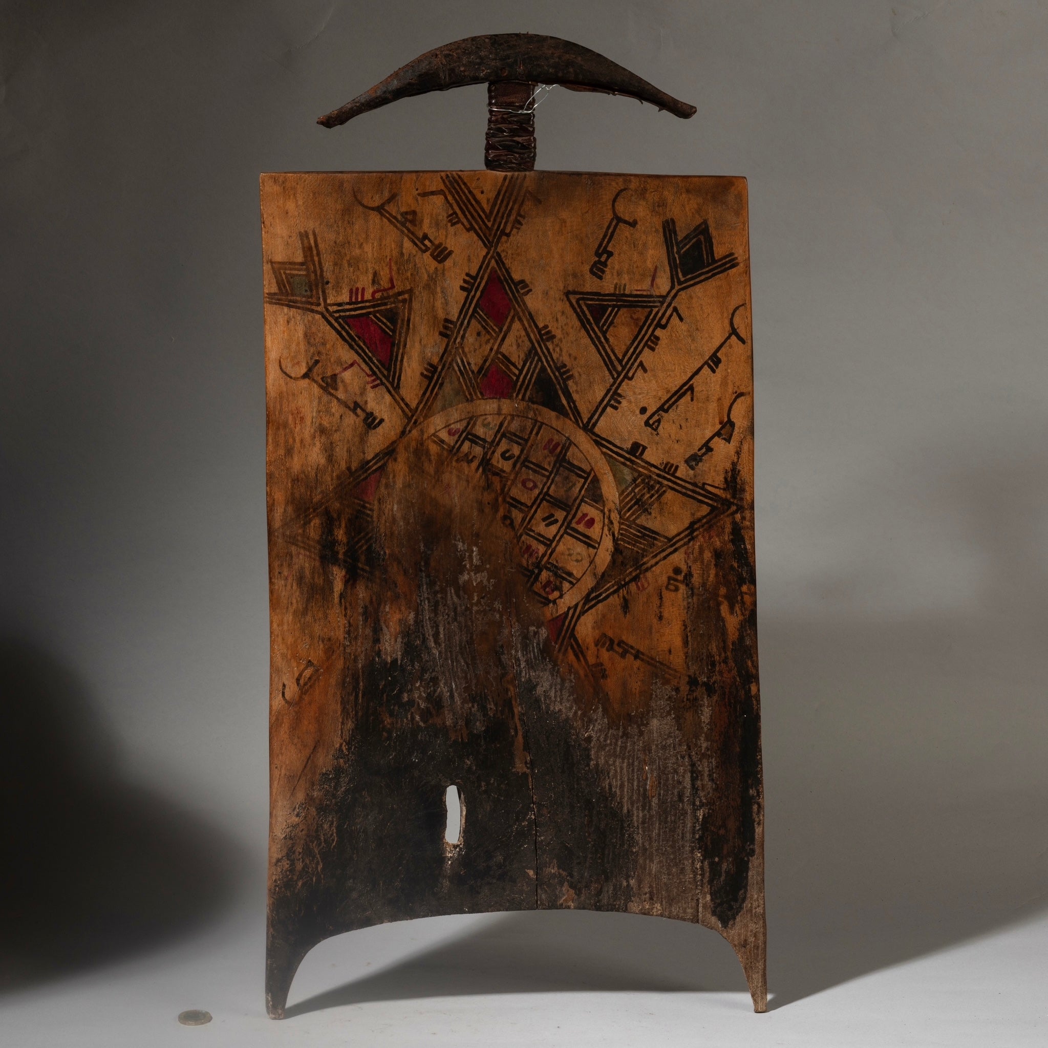 A WEATHERED HAUSA TRIBE MAGIC WRITING BOARD FROM WEST AFRICA ( No 4508 )