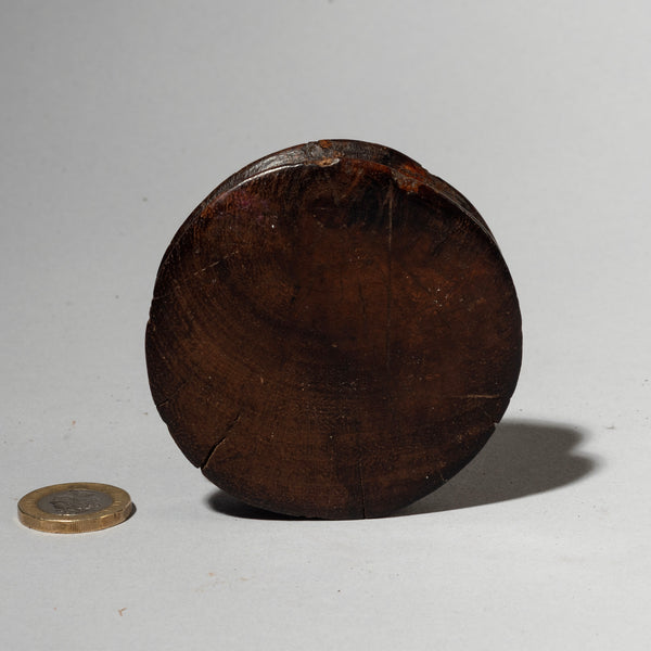 AY SOFT, ENGRAVED WOODEN LIP PLUG FROM THE SURI TRIBE OF ETHIOPIA E.AFRICA ( No 4568 )