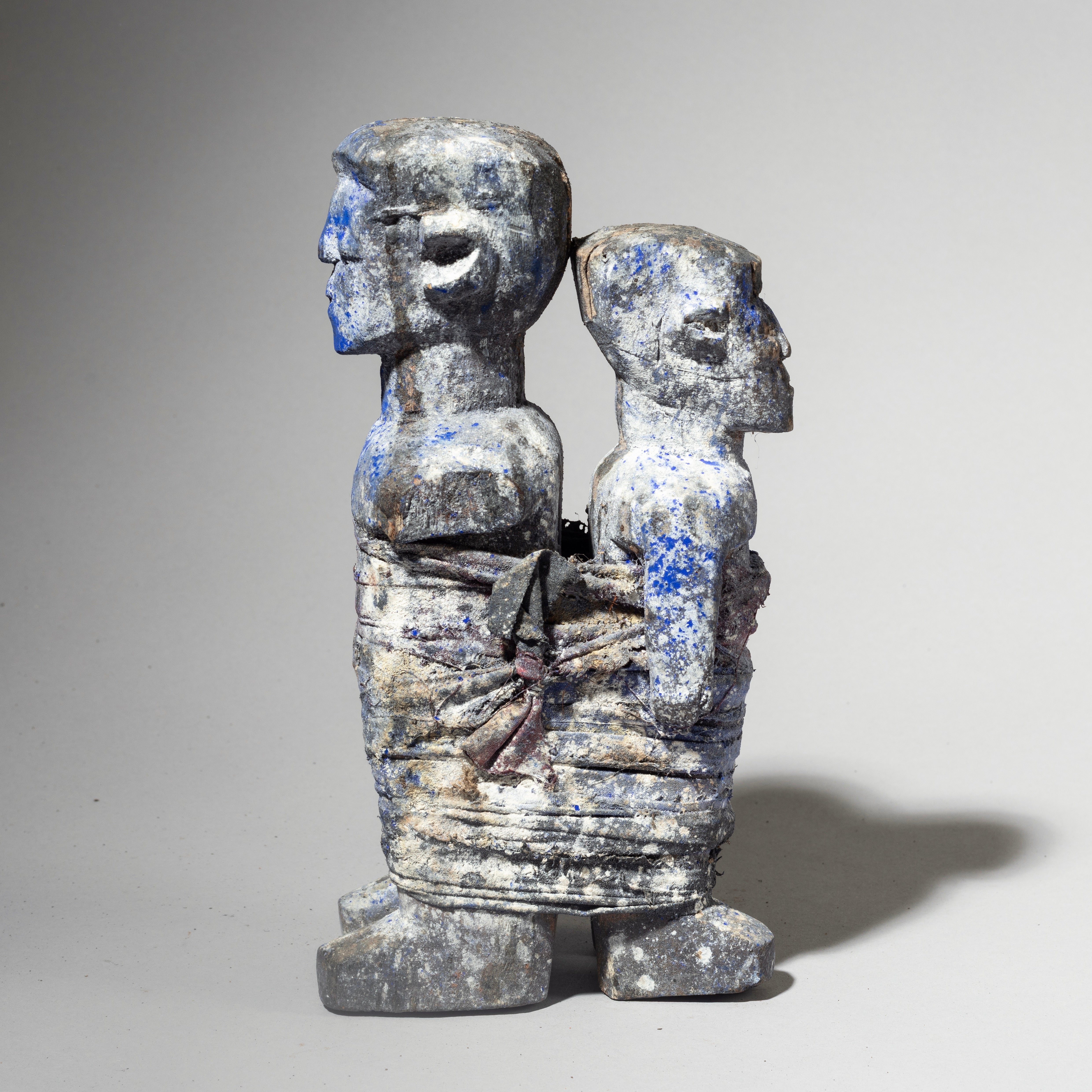 A RELATIONSHIP BLUE PIGMENT POWER OBJECT EWE TRIBE FROM GHANA( No 4557 )