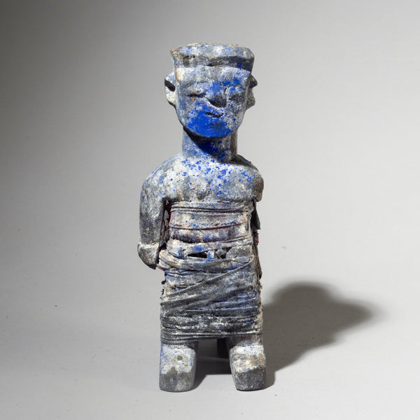 A RELATIONSHIP BLUE PIGMENT POWER OBJECT EWE TRIBE FROM GHANA( No 4557 )