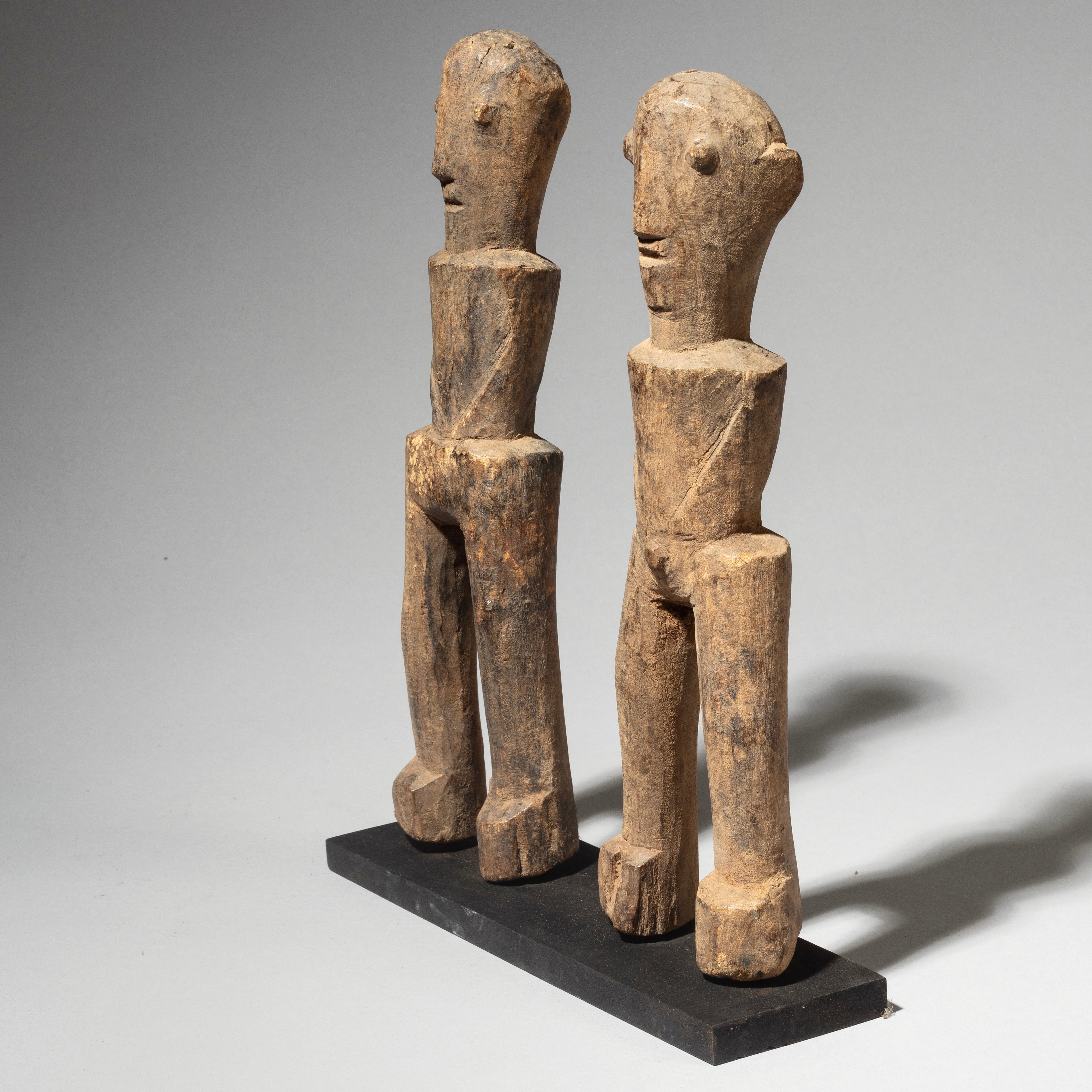 A DIFFERENT PAIR OF LOBI THIL FIGURES FROM THE IVORY ( No 4560)