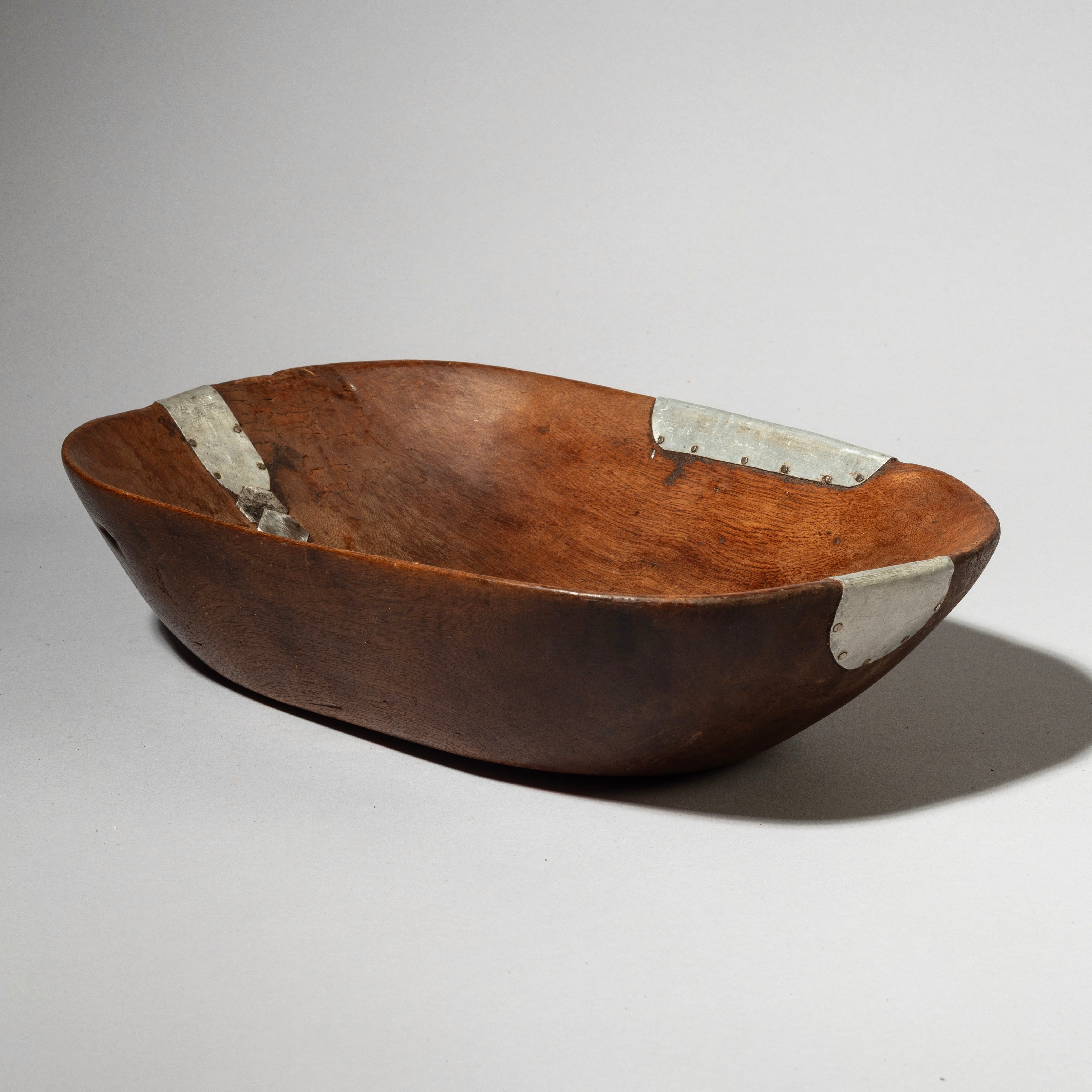 A UNIQUELY REPAIRED, WELL PATINATED BOWL, FROM TUTSI TRIBE OF RWANDA ( No 4338 )