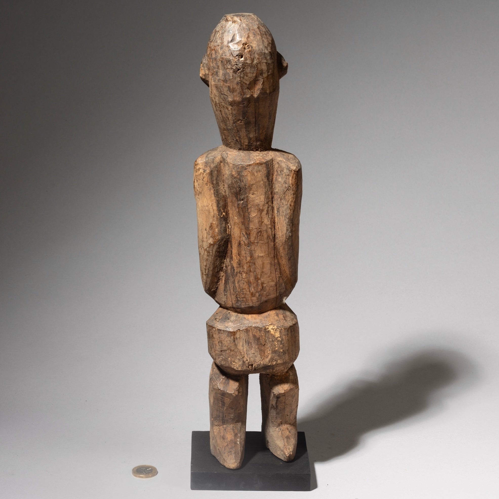 A DIGNIFIED LOBI THIL FIGURE FROM BURKINA FASO     ( No 4561 )