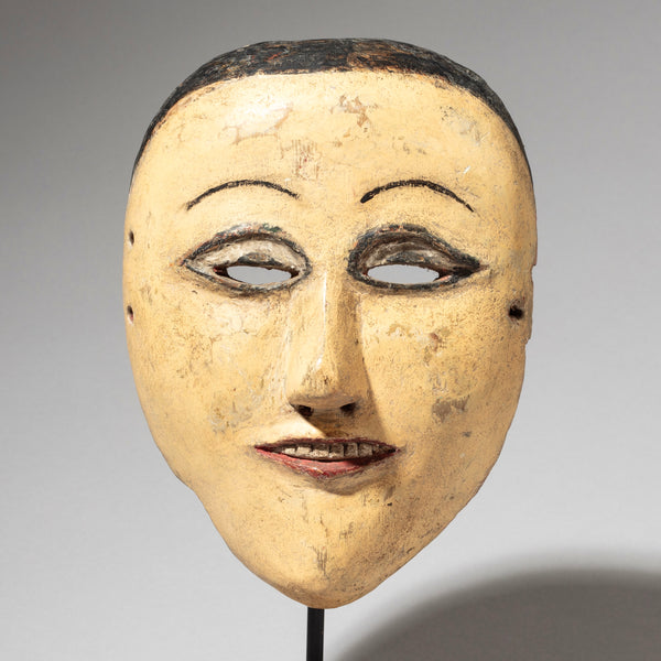 A SERENE FEMININE TOPENG MASK FROM JAVA INDONESIA ( No 4647 )