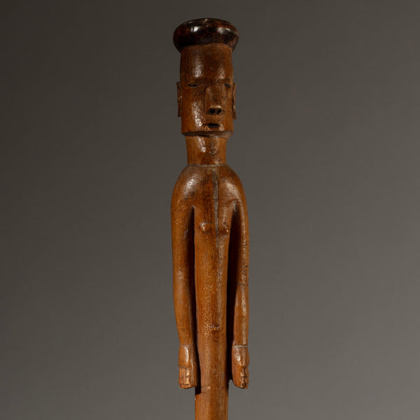 A RARE FIGURATIVE WOODEN STAFF FROM ZULU TRIBE OF SOUTH AFRICA EX UK COLL. ( No 4634 )
