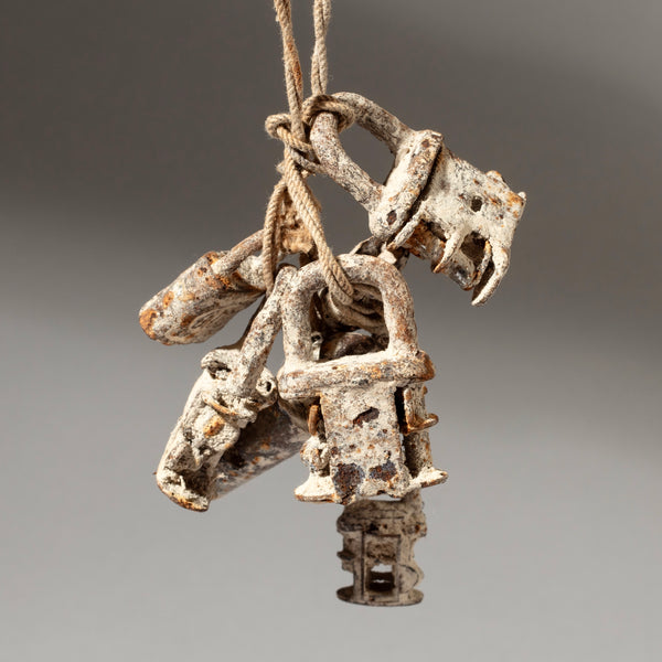 A SIMPLE PADLOCK FETISH FROM EWE OF GHANA W AFRICA ( No 4603 )