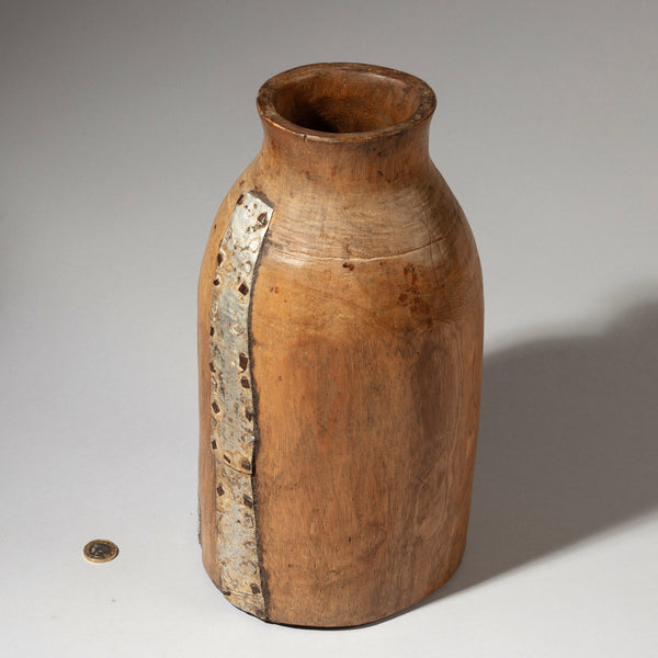 A MEDIUM /LARGE HONEY POT WITH UNIQUE METAL REPAIRS( No 4609 )