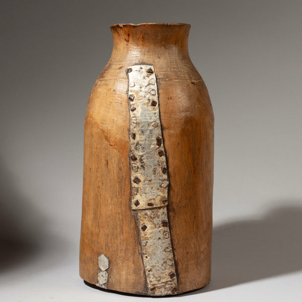 A MEDIUM /LARGE HONEY POT WITH UNIQUE METAL REPAIRS( No 4609 )