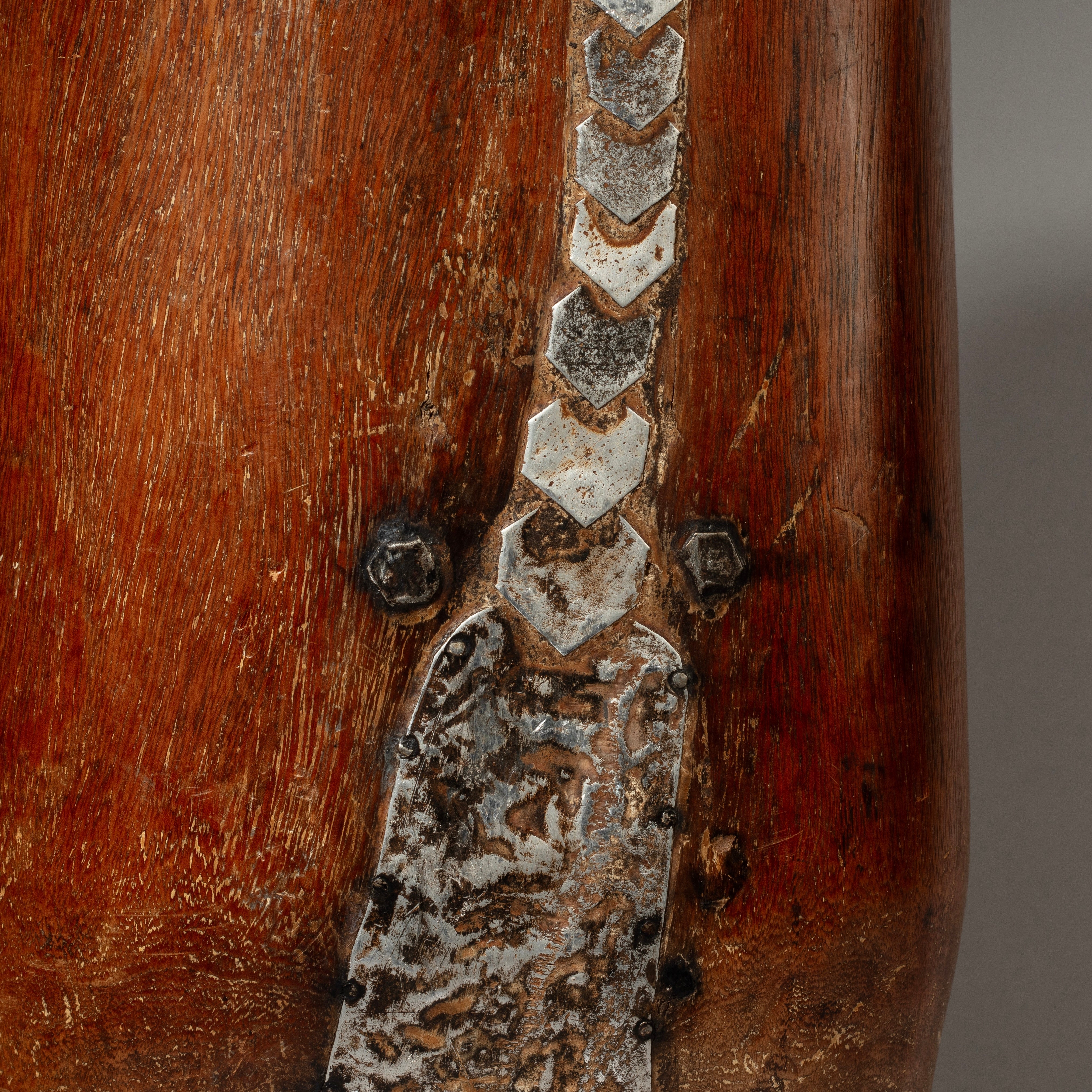 A LARGE  CHUNKY HONEY POT WITH METAL INDIGENOUS REPAIRS FROM THE TUTSI TRIBE OF RWANDA ( No 4608 )