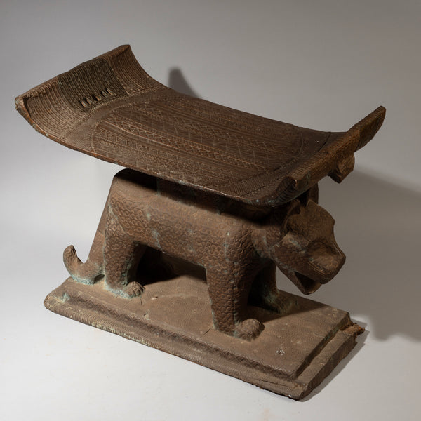 A GIANT EMBOSSED BRONZE COVERED LEOPARD STOOL, FON TRIBE OF BENIN, W.AFRICA( No 4642 )