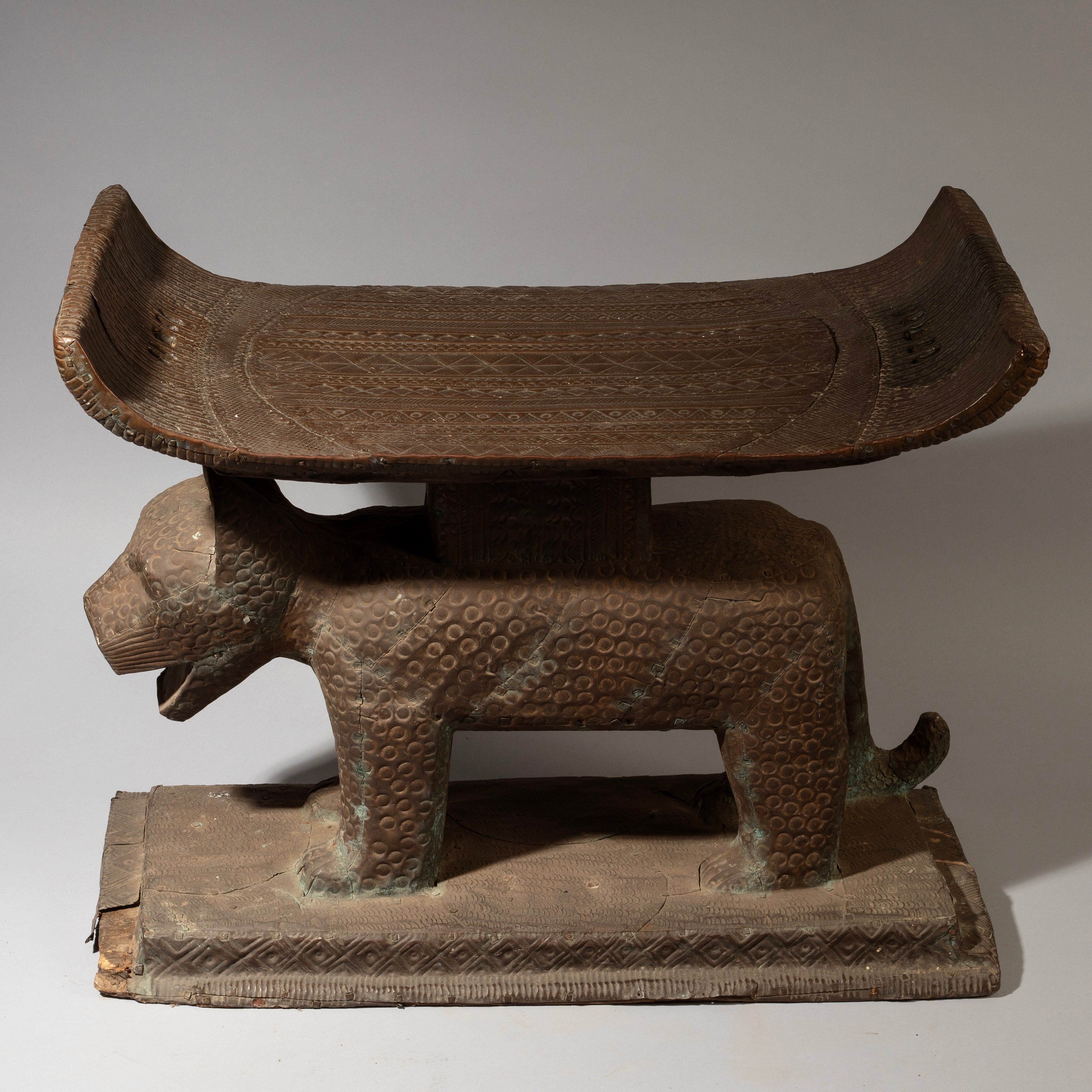 A GIANT EMBOSSED BRONZE COVERED LEOPARD STOOL, FON TRIBE OF BENIN, W.AFRICA( No 4642 )