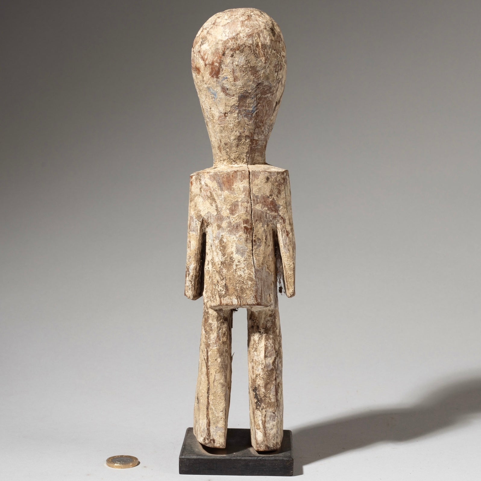 A CHUNKY  GEOMETRIC ADAN ANCESTOR FIGURE FROM GHANA ( No 4592 )