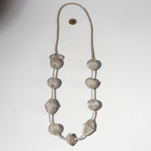 A FINELY WOVEN WIRE NECKLACE, SUMBA, INDONESIA ( No 4583)l